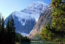 中甲冲超组积分榜竞争有多激烈？谁能最终拿到中超入场券？